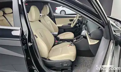 Hyundai Kona 2024 1.6 Автомат в Москве № 130529, миниатюра 12