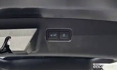 Hyundai Santa Fe 2024 2.5 Автомат в Москве № 131047, миниатюра 5