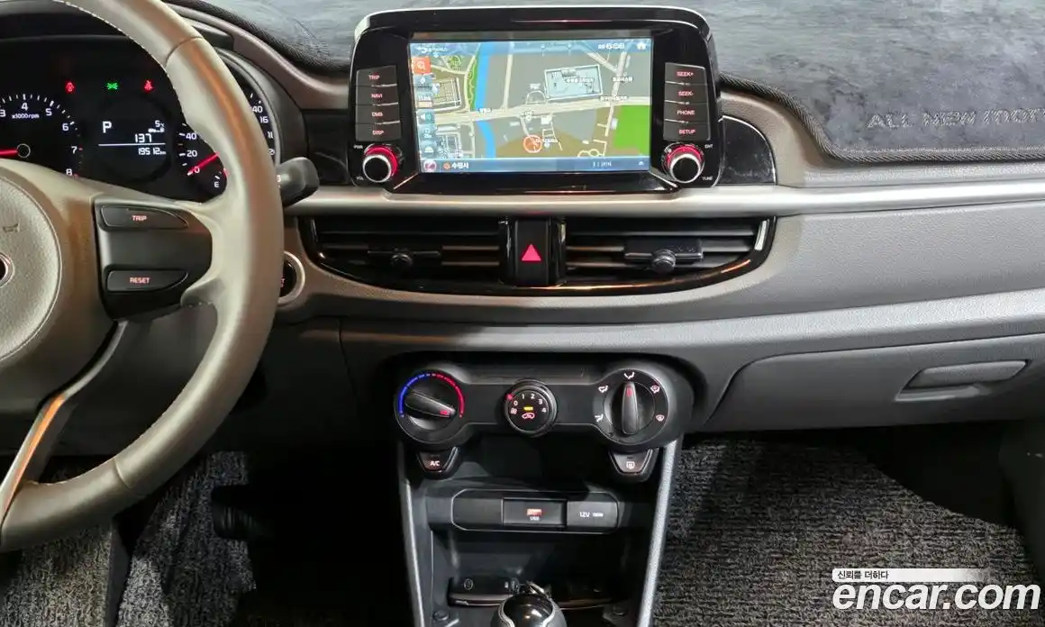 Kia Morning 2021 1.0 Автомат в Москве № 131184, фото 12