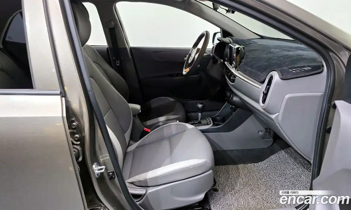 Kia Morning 2021 1.0 Автомат в Москве № 131184, фото 13