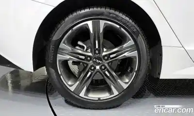 Kia K5 2023 1.6 Автомат в Москве № 132169, миниатюра 3