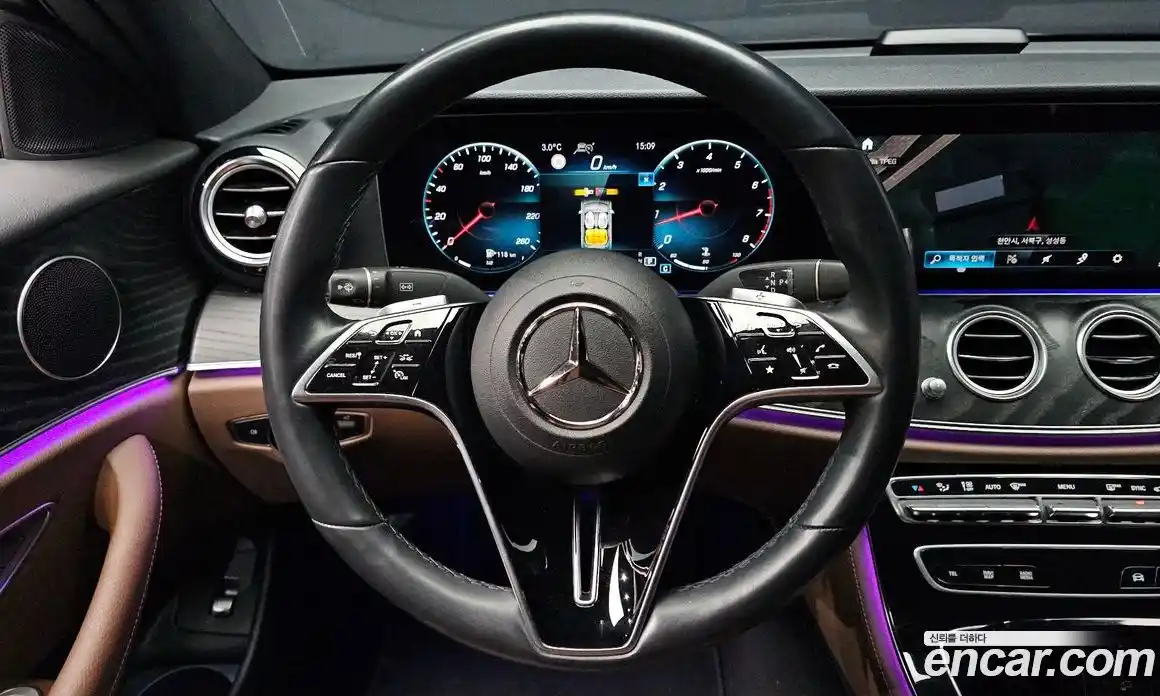 Mercedes-Benz E-Class 2022 2.0 Автомат в Москве № 142021, фото 4