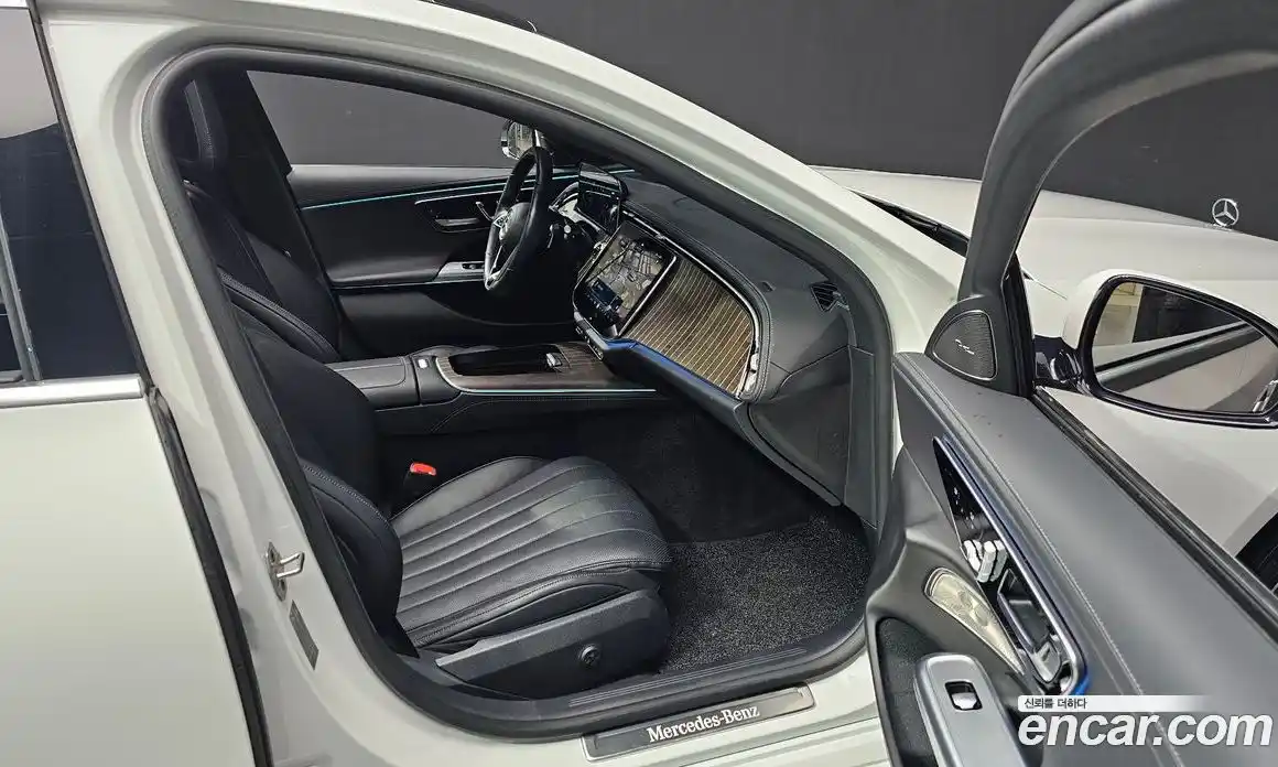 Mercedes-Benz E-Class 2024 2.0 Автомат в Москве № 143132, фото 13