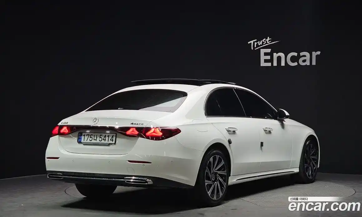 Mercedes-Benz E-Class 2024 2.0 Автомат в Москве № 143132, фото 14