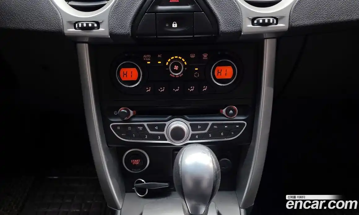 Renault QM5 2012 2.0 Автомат в Москве № 150324, фото 15