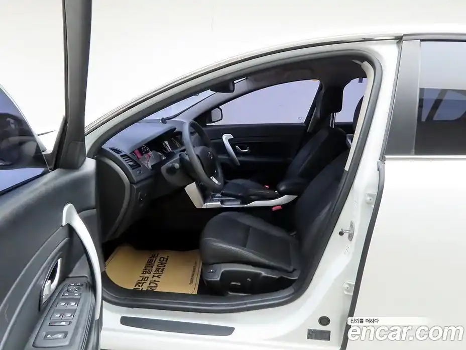 Renault SM5 2018 2.0 Автомат в Москве № 152776, фото 13