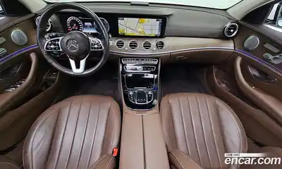 Mercedes-Benz E-Class 2020 2.0 Автомат в Москве № 159029, миниатюра 6