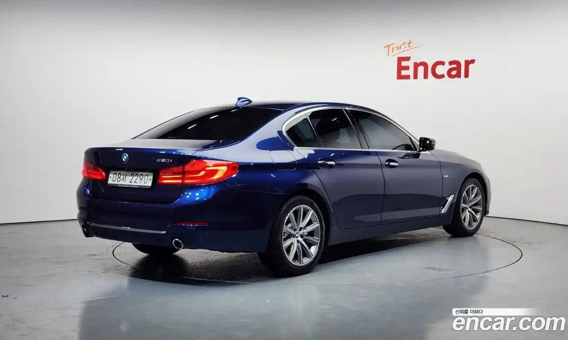 BMW 5-Series 2018 2.0 Автомат в Москве № 159181, фото 17