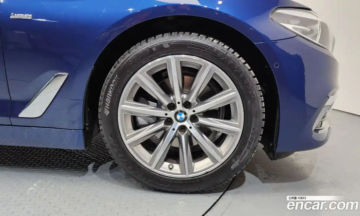 BMW 5-Series 2018 2.0 Автомат в Москве № 159181, фото 9