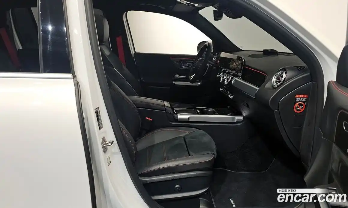 Mercedes-Benz GLB-Class 2024 2.0 Автомат в Москве № 160241, фото 11