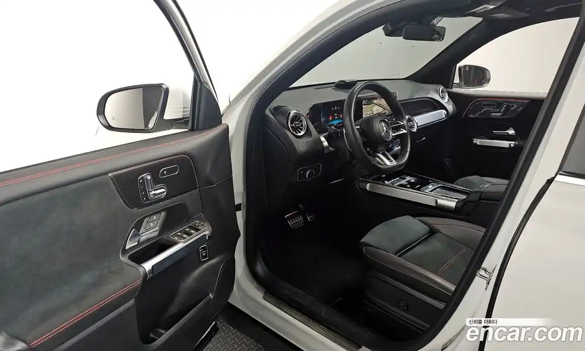 Mercedes-Benz GLB-Class 2024 2.0 Автомат в Москве № 160241, фото 10