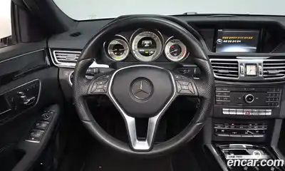 Mercedes-Benz E-Class, 2016