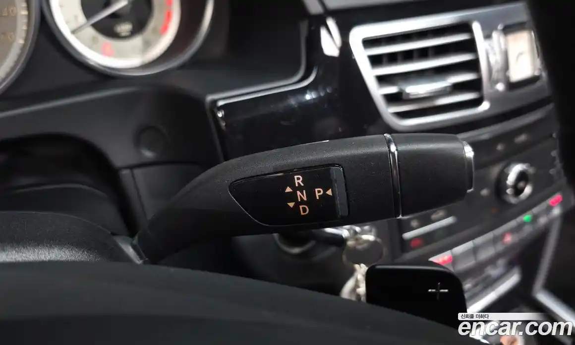 Mercedes-Benz E-Class 2016 2.0 Автомат в Москве № 160557, фото 14