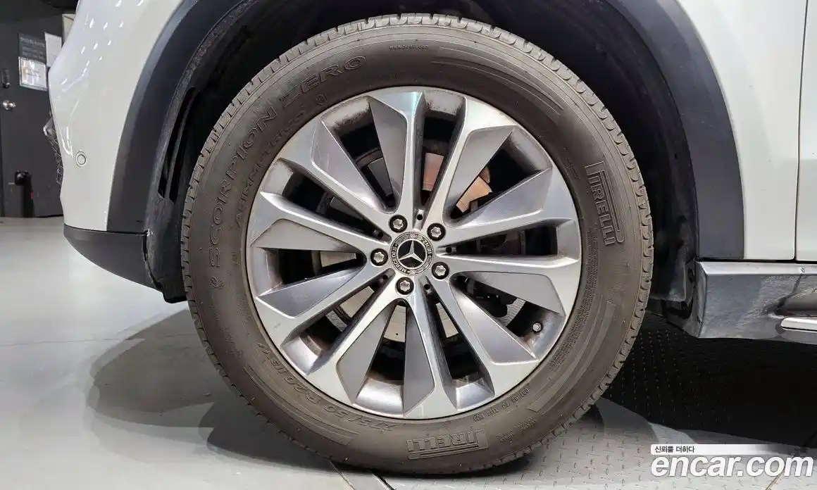 Mercedes-Benz GLE-Class 2022 2.0 Автомат в Москве № 160586, фото 15