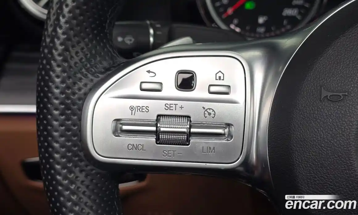 Mercedes-Benz E-Class 2019 1.9 Автомат в Москве № 161020, фото 14