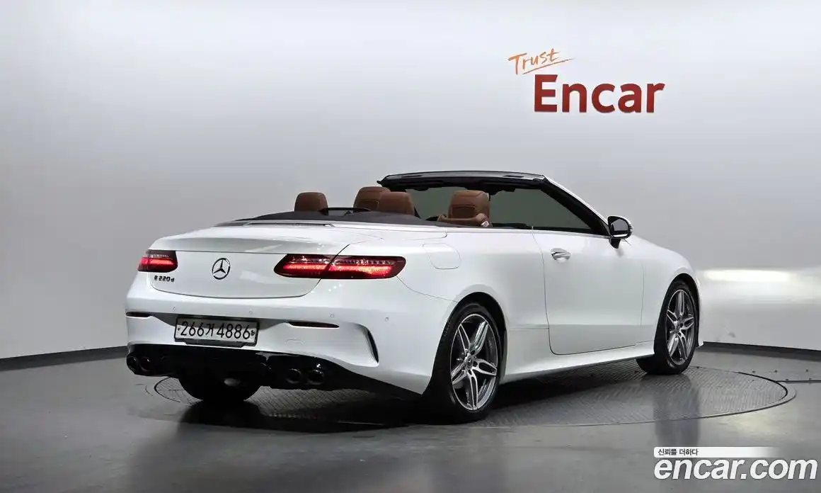 Mercedes-Benz E-Class 2019 1.9 Автомат в Москве № 161020, фото 4