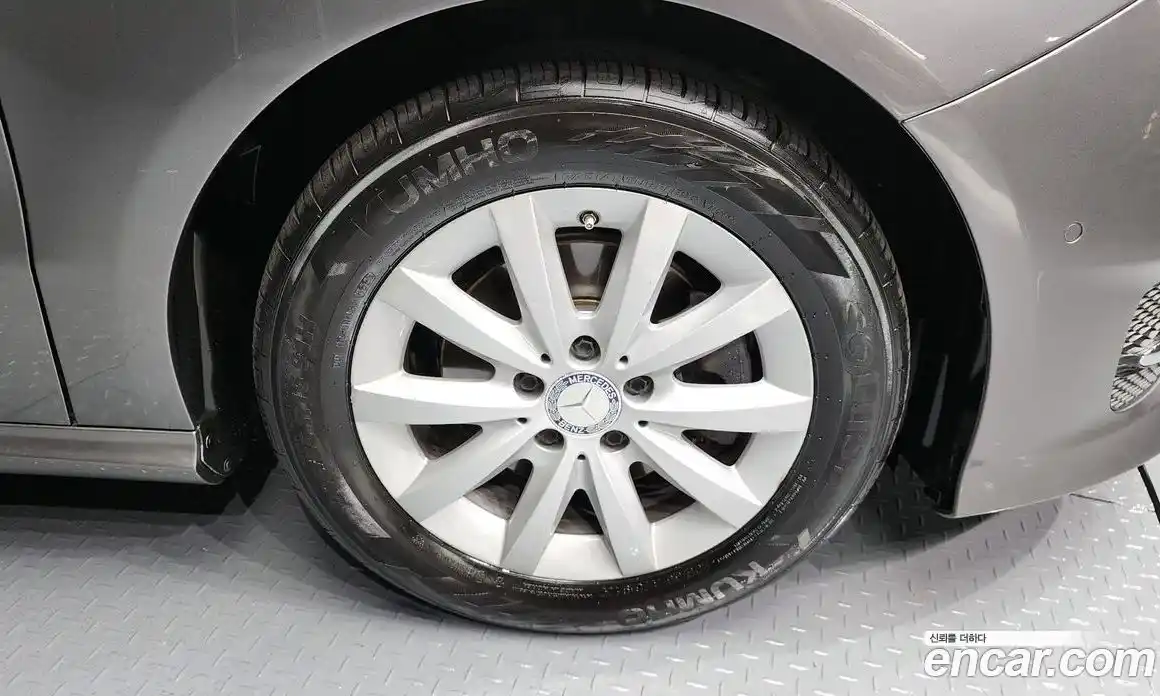 Mercedes-Benz B-Class 2016 2.1 Автомат в Москве № 161039, фото 12