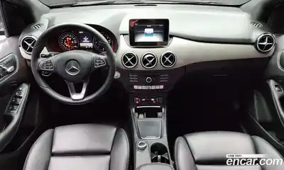 Mercedes-Benz B-Class 2016 2.1 Автомат в Москве № 161039, миниатюра 8