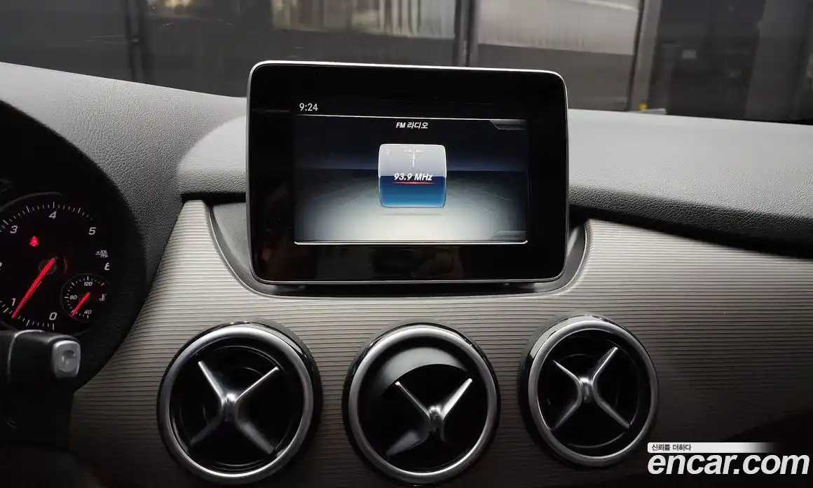 Mercedes-Benz B-Class 2016 2.1 Автомат в Москве № 161039, фото 10