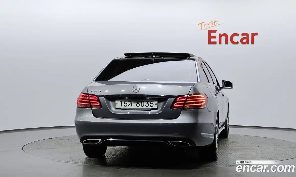 Mercedes-Benz E-Class 2014 3.5 Автомат в Москве № 161266, фото 13