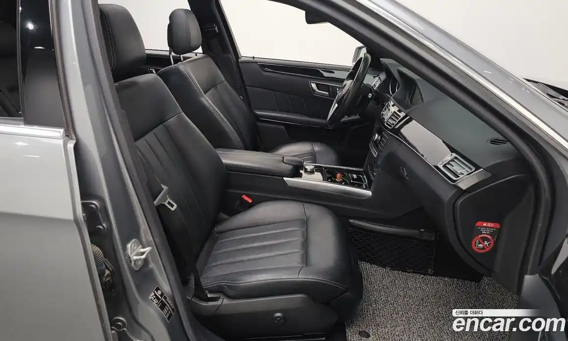 Mercedes-Benz E-Class 2014 3.5 Автомат в Москве № 161266, фото 16