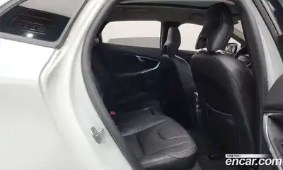 Volvo V40 2018 2.0 Автомат в Москве № 161350, миниатюра 12