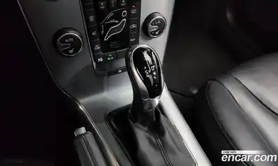 Volvo V40 2018 2.0 Автомат в Москве № 161350, миниатюра 9