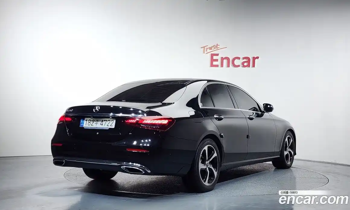 Mercedes-Benz E-Class 2021 2.0 Автомат в Москве № 161438, фото 17