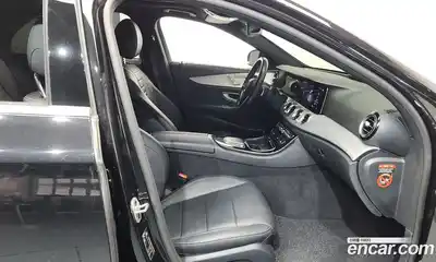 Mercedes-Benz E-Class 2021 2.0 Автомат в Москве № 161438, миниатюра 8