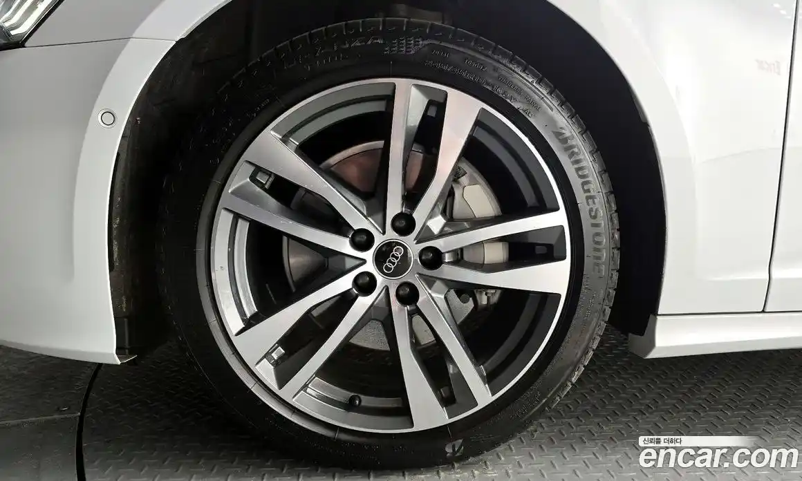 Audi A6 2023 2.0 Автомат в Москве № 162424, фото 11