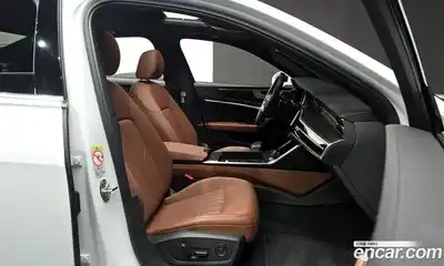 Audi A6 2023 2.0 Автомат в Москве № 162424, миниатюра 2