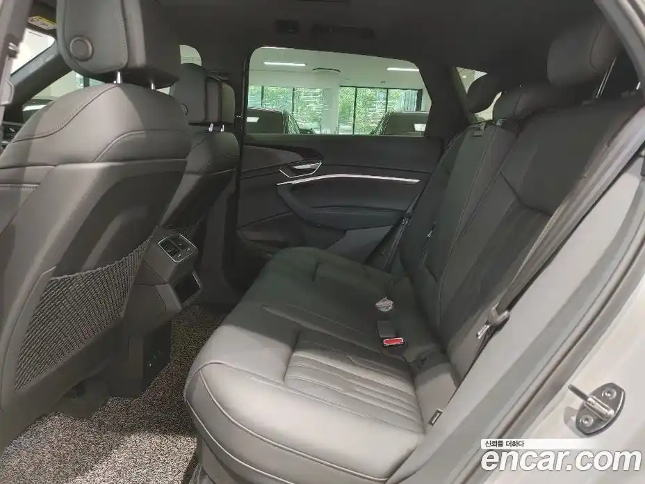 Audi e-tron 2022 0.2 Автомат в Москве № 164099, фото 17