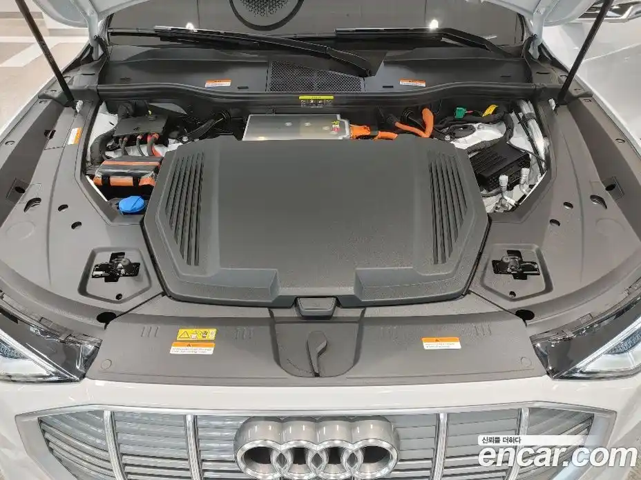 Audi e-tron 2022 0.2 Автомат в Москве № 164099, фото 6