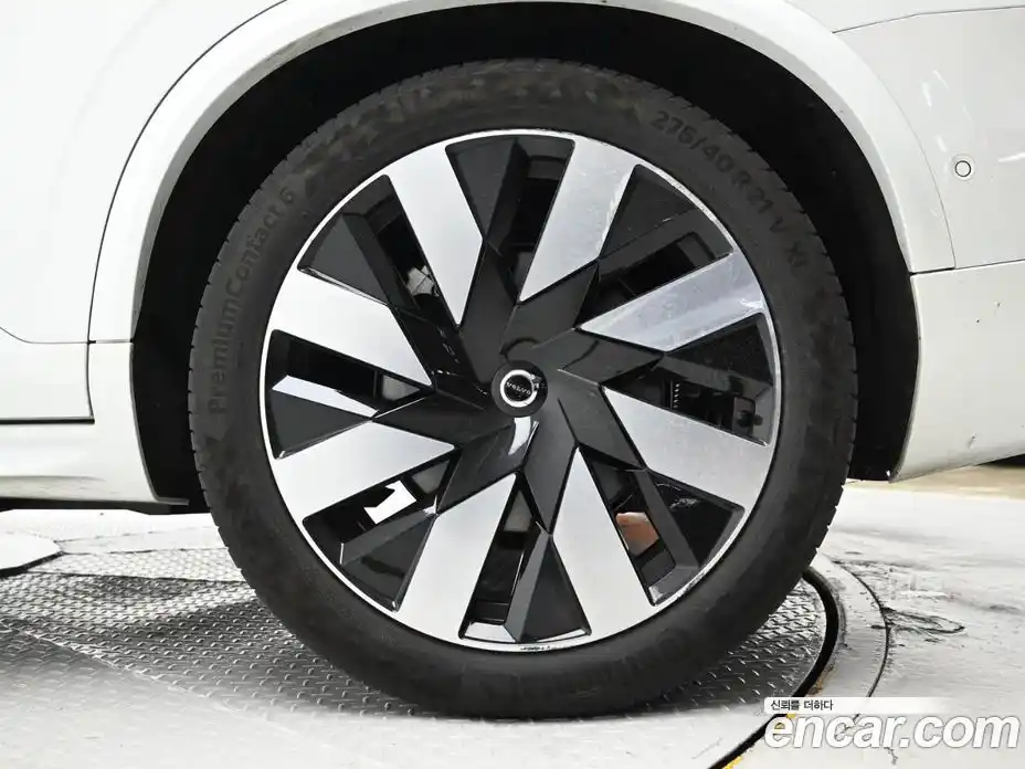 Volvo XC90 2024 2.0 Автомат в Москве № 164167, фото 5