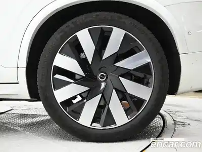 Volvo XC90 2024 2.0 Автомат в Москве № 164167, миниатюра 5