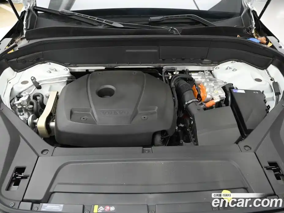 Volvo XC90 2024 2.0 Автомат в Москве № 164167, фото 6