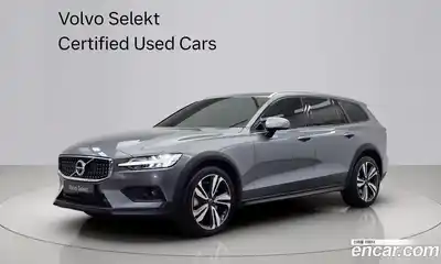 Volvo V60, 2021