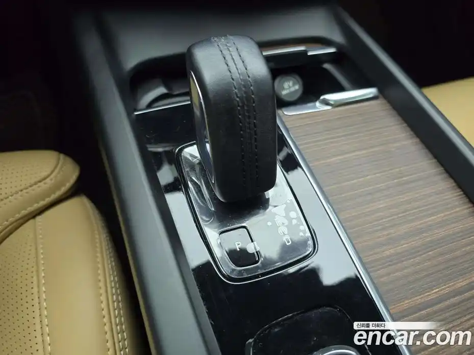 Volvo V60 2021 2.0 Автомат в Москве № 164756, фото 9