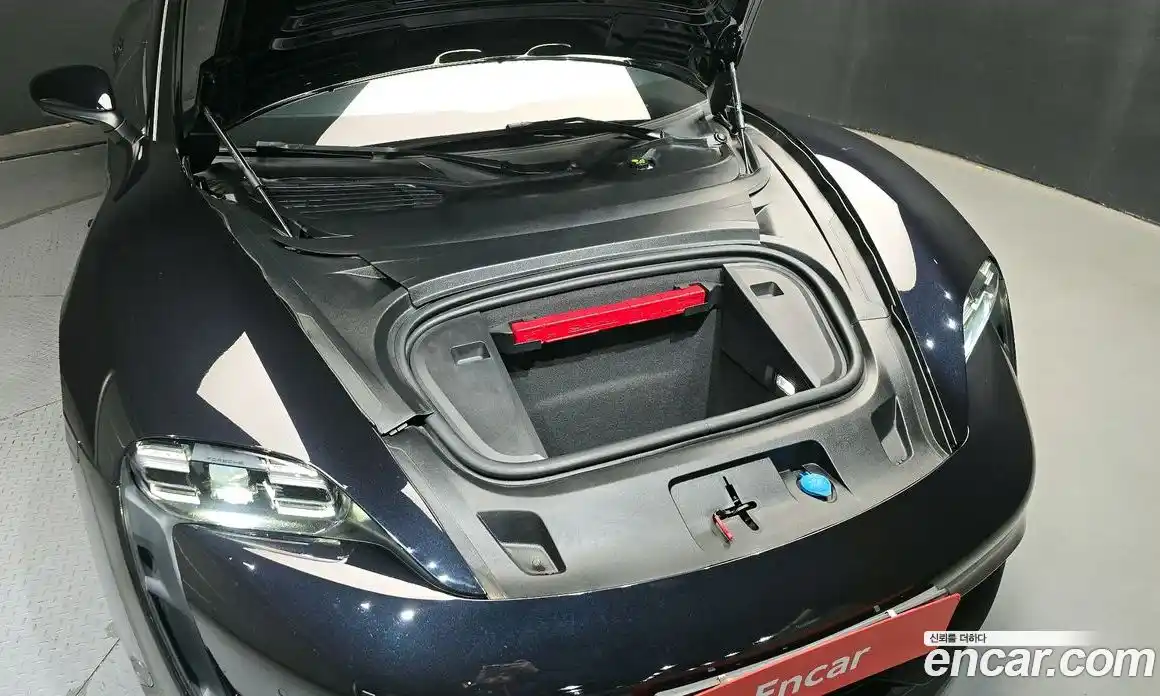 Porsche Taycan 2022 0.1 Автомат в Москве № 165399, фото 5