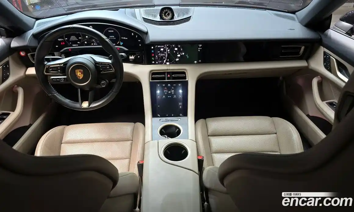 Porsche Taycan 2022 0.1 Автомат в Москве № 165399, фото 8