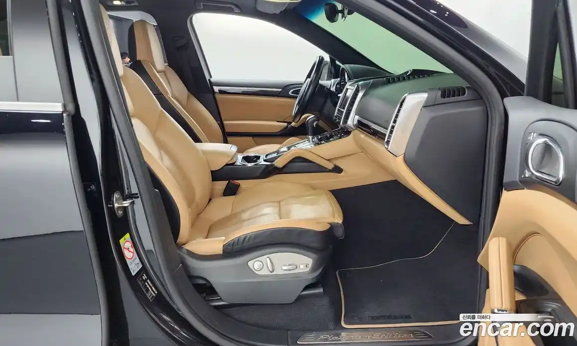 Porsche Cayenne 2014 3.0 Автомат в Москве № 165636, фото 11