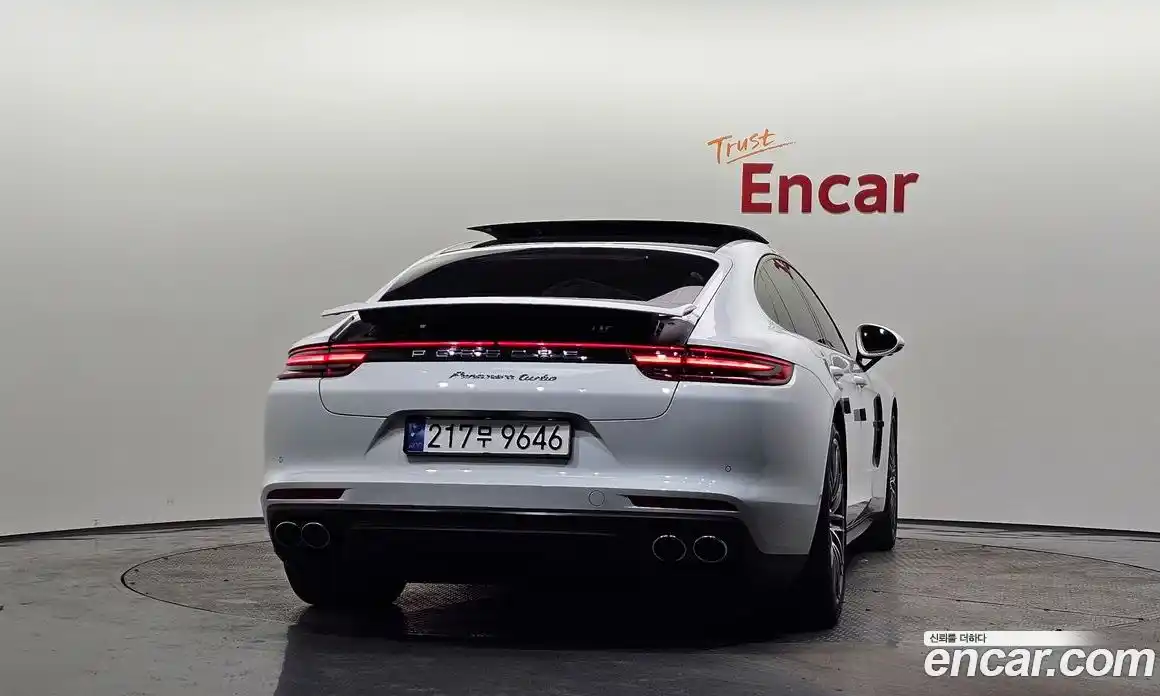 Porsche Panamera 2018 3.0 Автомат в Москве № 165643, фото 15