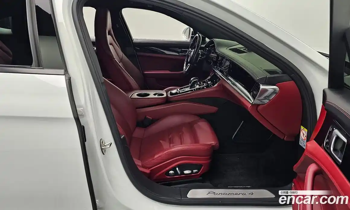 Porsche Panamera 2018 3.0 Автомат в Москве № 165643, фото 6