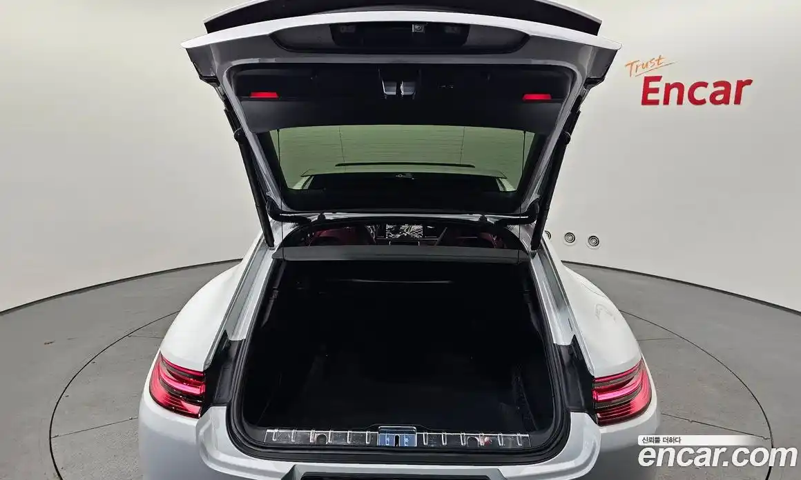 Porsche Panamera 2018 3.0 Автомат в Москве № 165643, фото 9