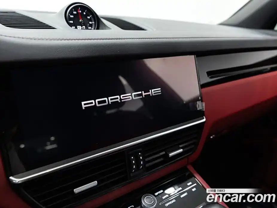 Porsche Cayenne 2023 3.0 Автомат в Москве № 165750, фото 13