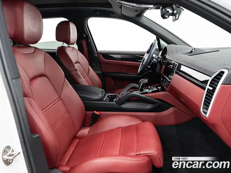 Porsche Cayenne 2023 3.0 Автомат в Москве № 165750, фото 15