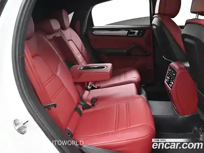 Porsche Cayenne 2023 3.0 Автомат в Москве № 165833, миниатюра 12