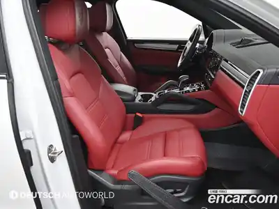 Porsche Cayenne 2023 3.0 Автомат в Москве № 165833, миниатюра 10
