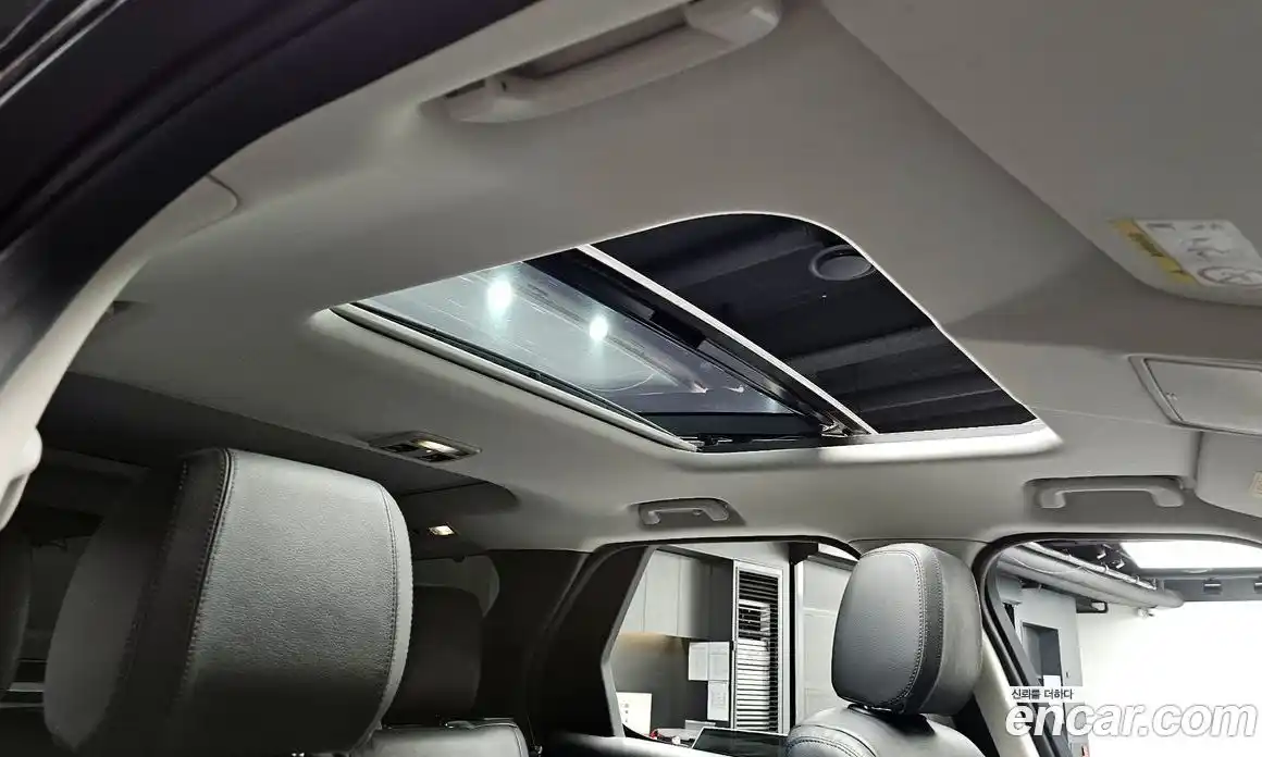 Land Rover Discovery 2018 2.0 Автомат в Москве № 166352, фото 13