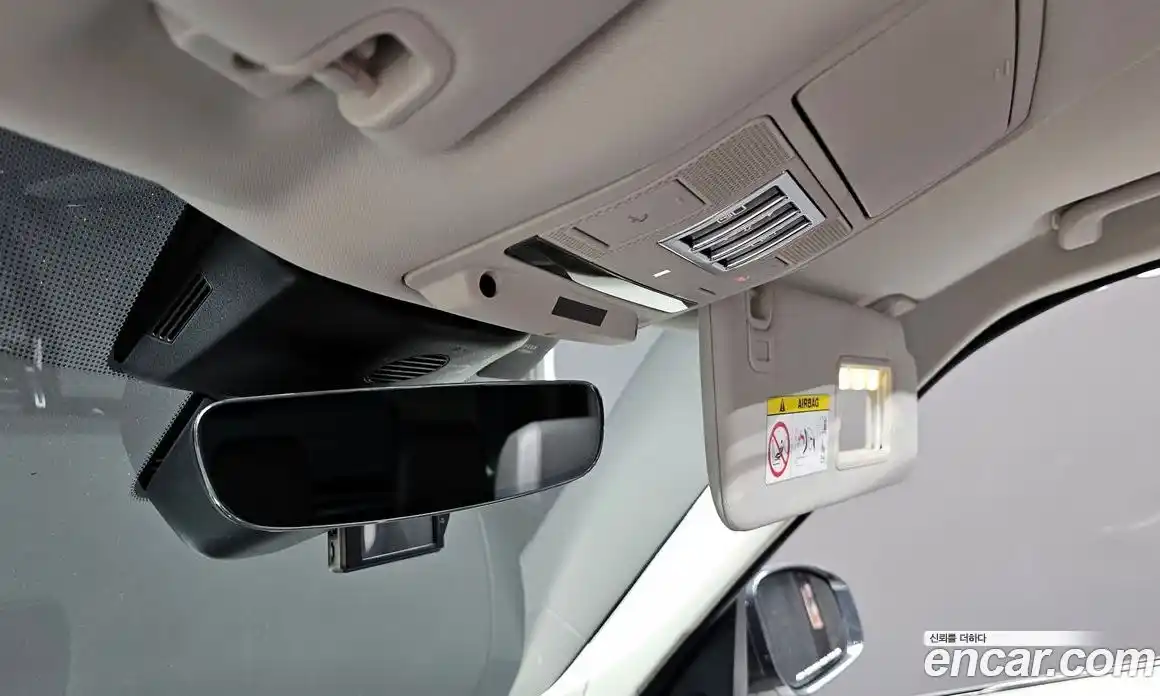 Land Rover Discovery 2018 2.0 Автомат в Москве № 166352, фото 6